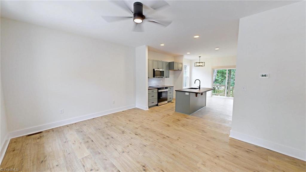 18 Cramer Street Property Photo 10