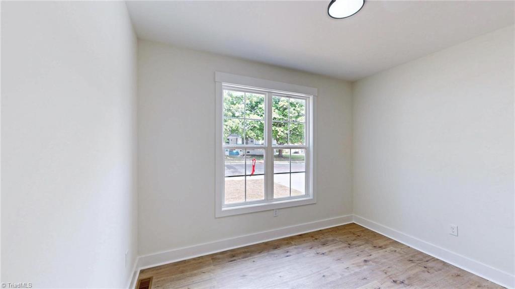18 Cramer Street Property Photo 25