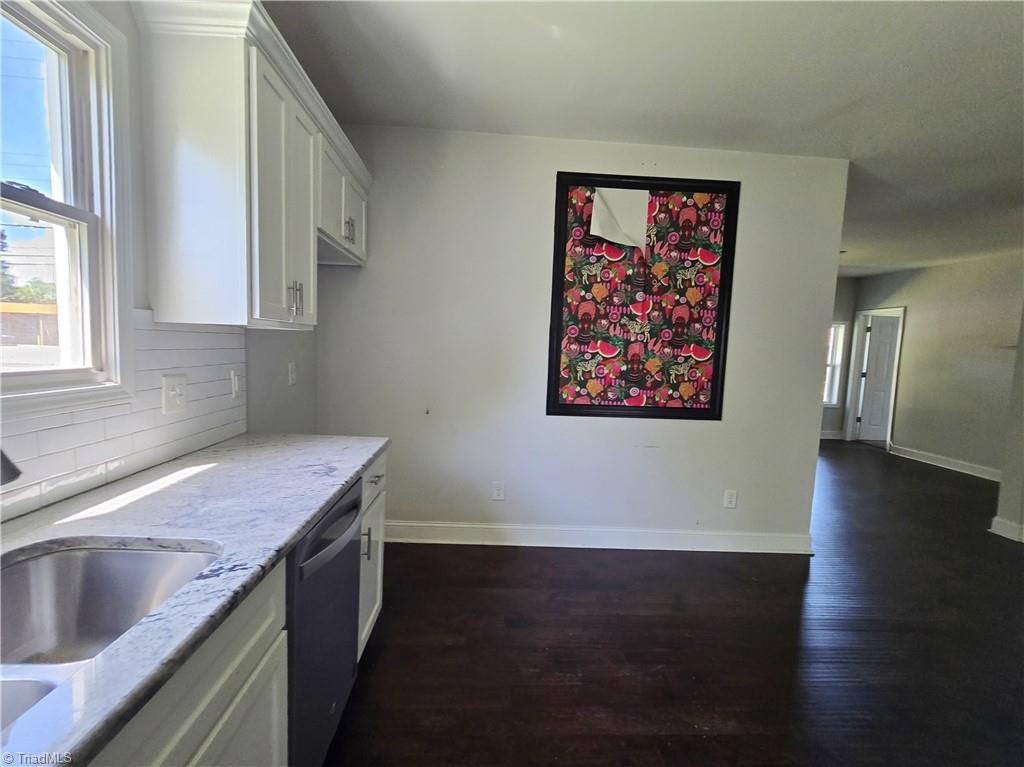 106 S Fieldcrest Road Property Photo 10