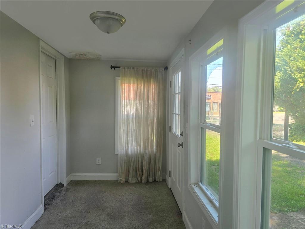 106 S Fieldcrest Road Property Photo 11