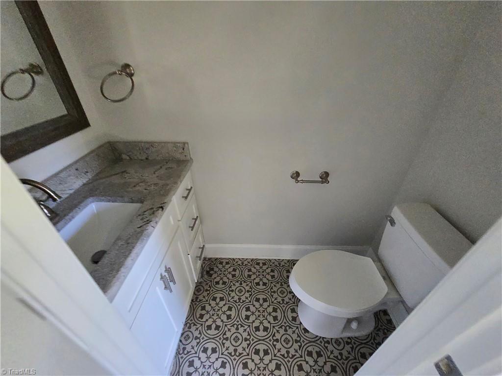 106 S Fieldcrest Road Property Photo 13