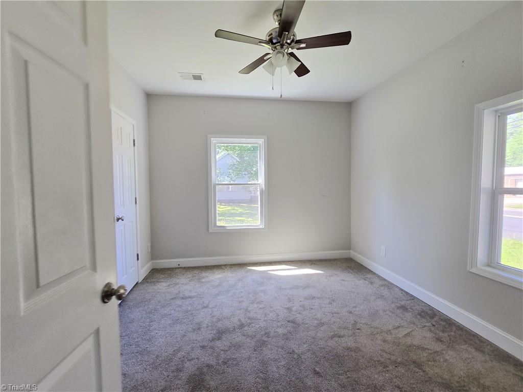 106 S Fieldcrest Road Property Photo 14