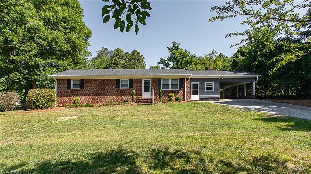 858 Nc Highway 62 W Property Photo