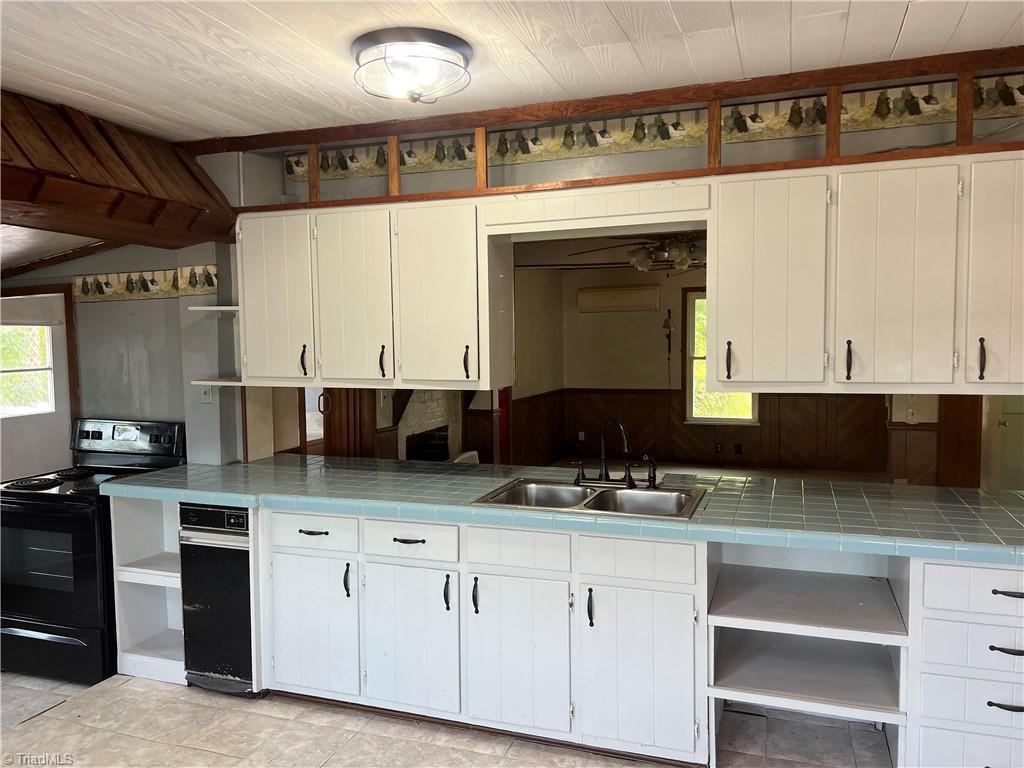 4470 Burton Road Property Photo 32