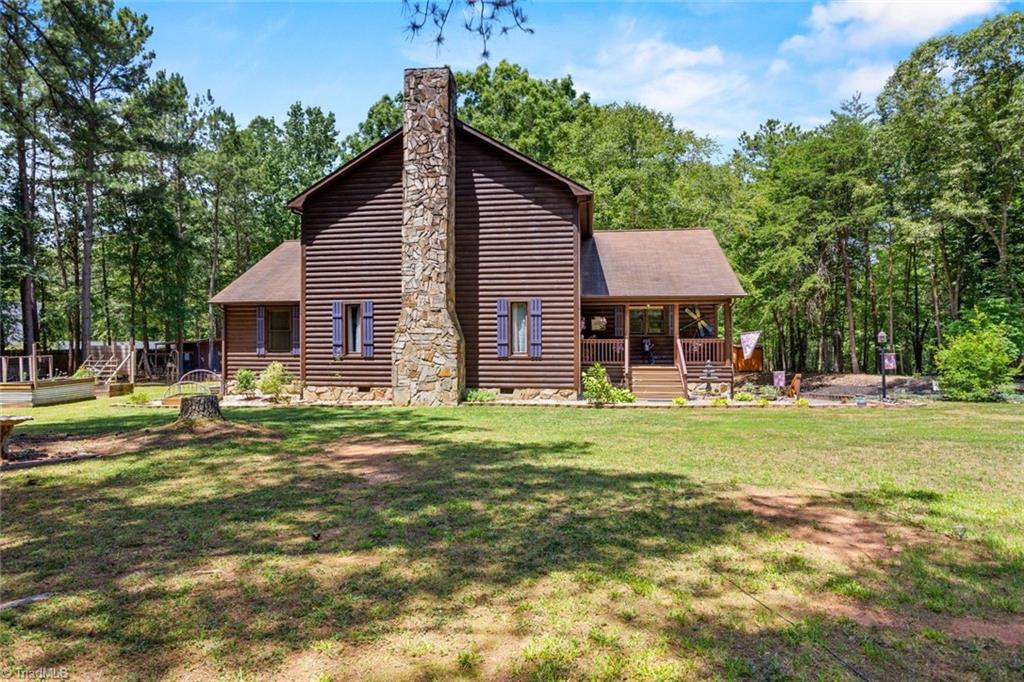 143 Mohegan Trail Property Photo 1