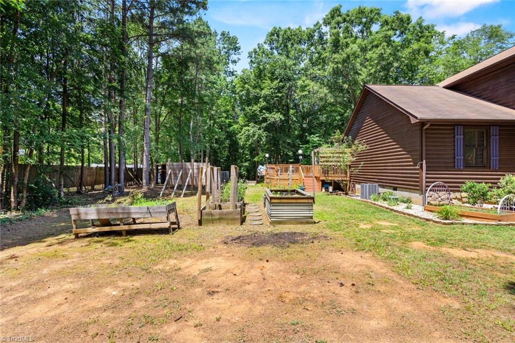 143 Mohegan Trail Property Photo 10