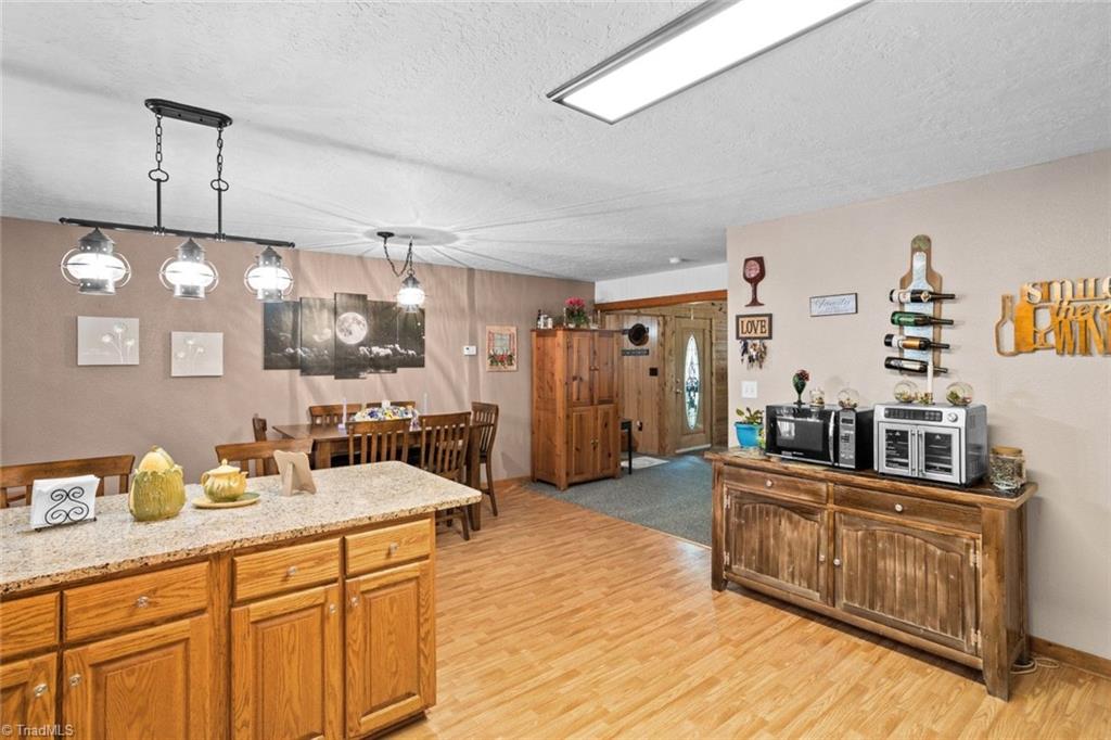 143 Mohegan Trail Property Photo 25