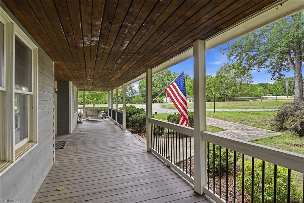 122 Helleri Circle Property Photo 2