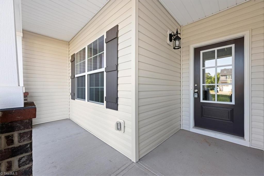 6407 Rogers Farm Road Property Photo 3