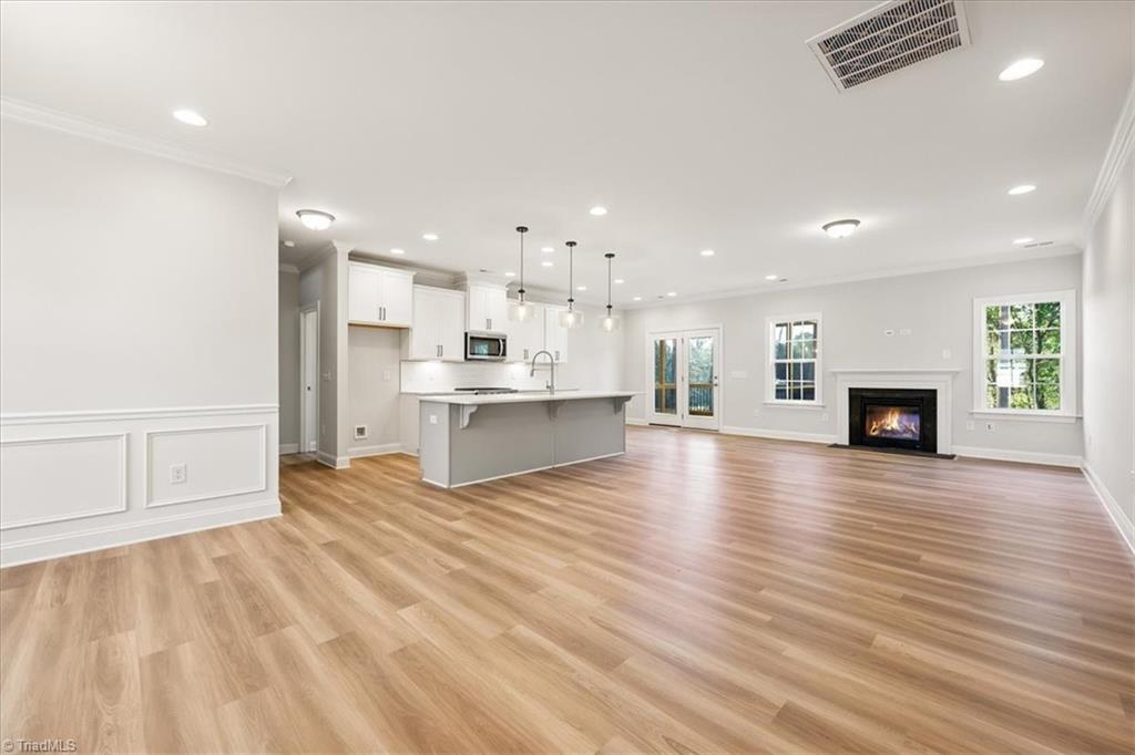 6407 Rogers Farm Road Property Photo 4