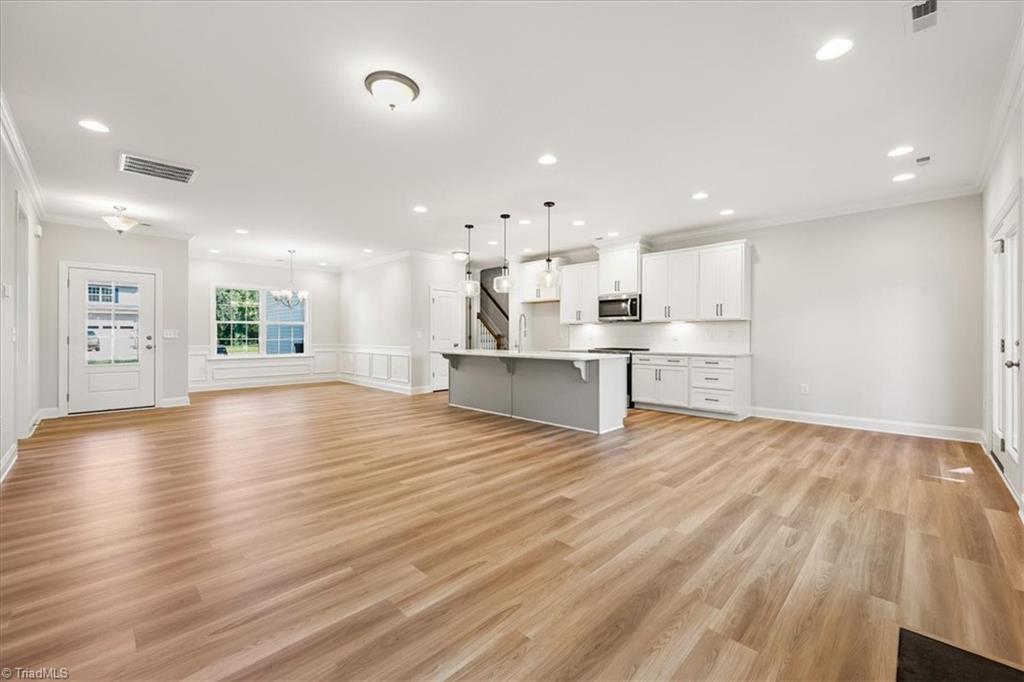 6407 Rogers Farm Road Property Photo 6