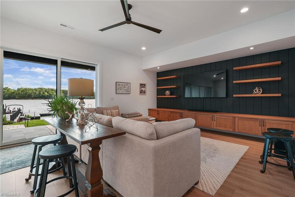 850 Mainsail Road Property Photo 36