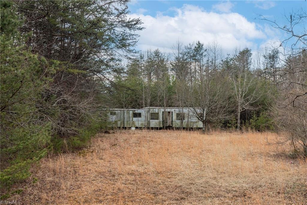 318 Wayne Marshall Road Property Photo 1
