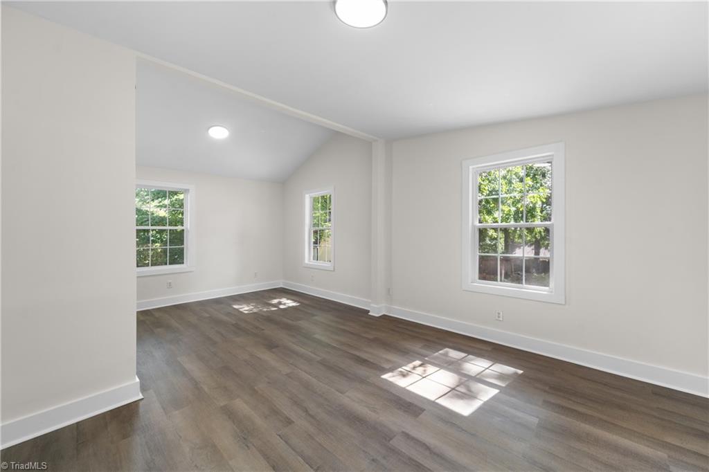 1037 Madison Avenue Property Photo 10