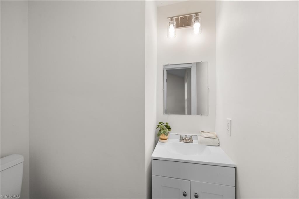 1037 Madison Avenue Property Photo 21