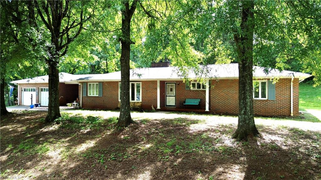 2297 * Austin Traphill Road Property Photo 1