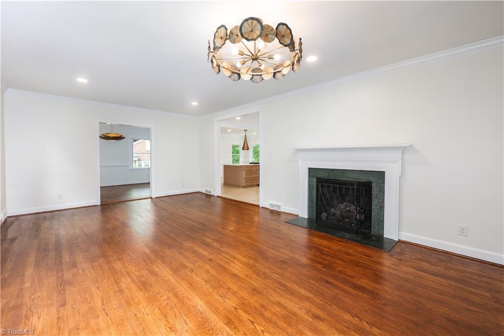 720 Worth Street Property Photo 8