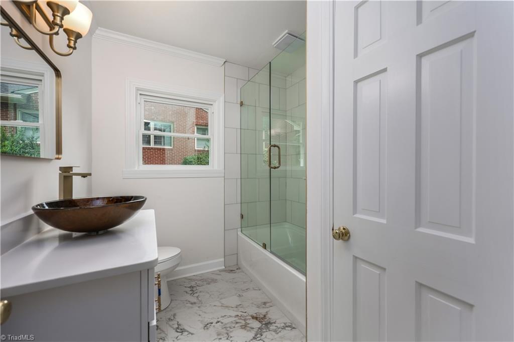 720 Worth Street Property Photo 23