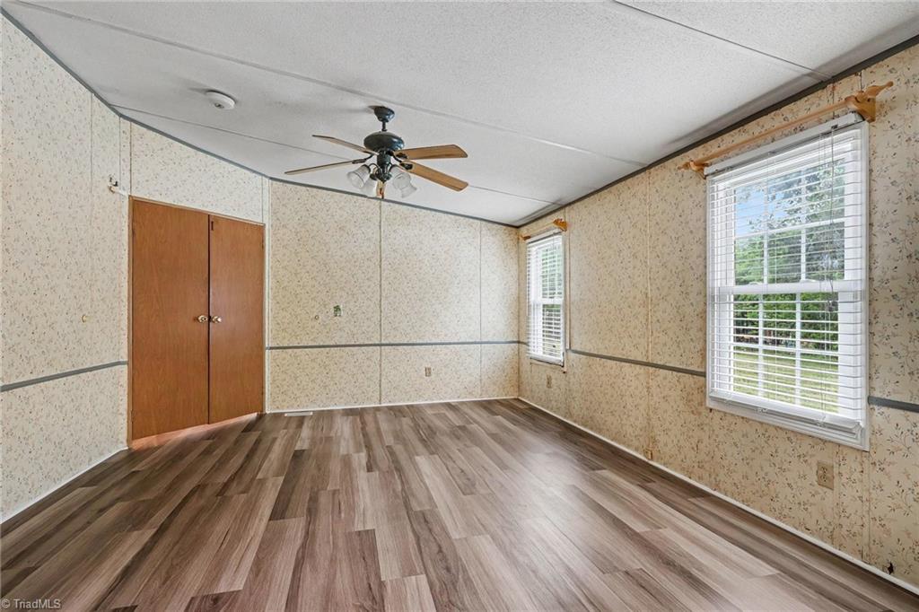 6160 Asheton Drive Property Photo 16