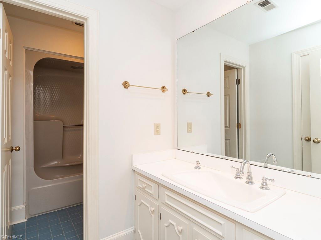 3235 Hiddenwood Lane Property Photo 33