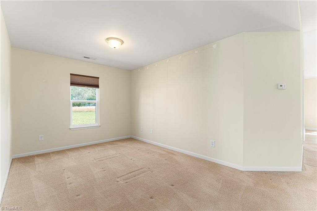 216 Florida Drive Property Photo 9