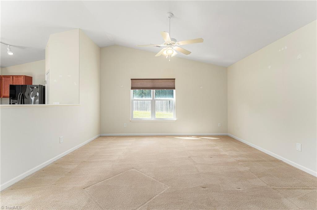 216 Florida Drive Property Photo 11