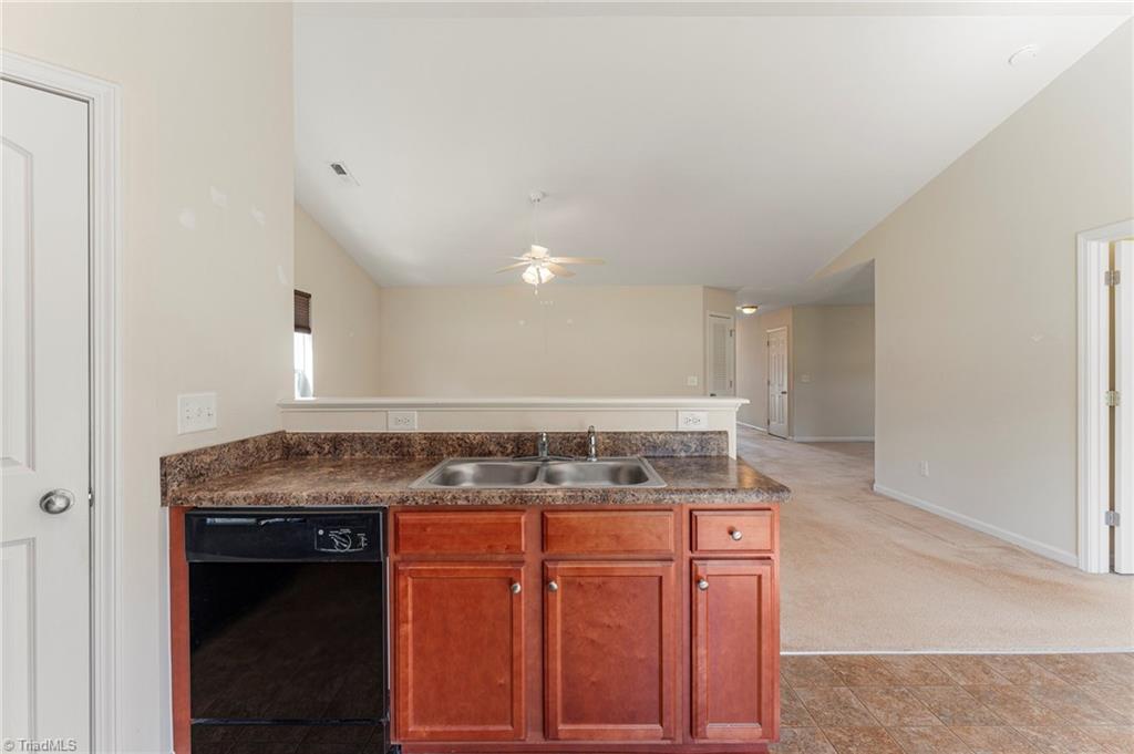 216 Florida Drive Property Photo 15
