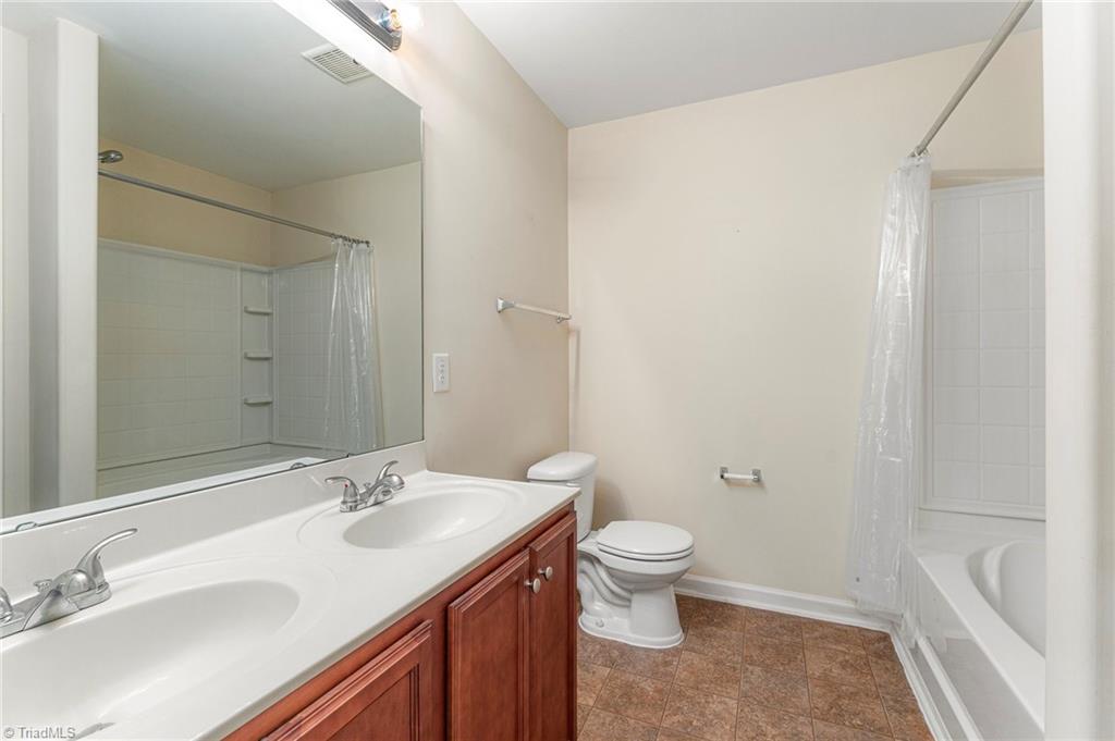 216 Florida Drive Property Photo 19