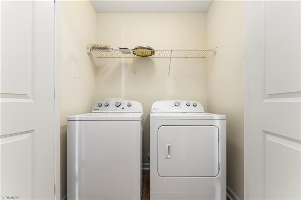 216 Florida Drive Property Photo 25