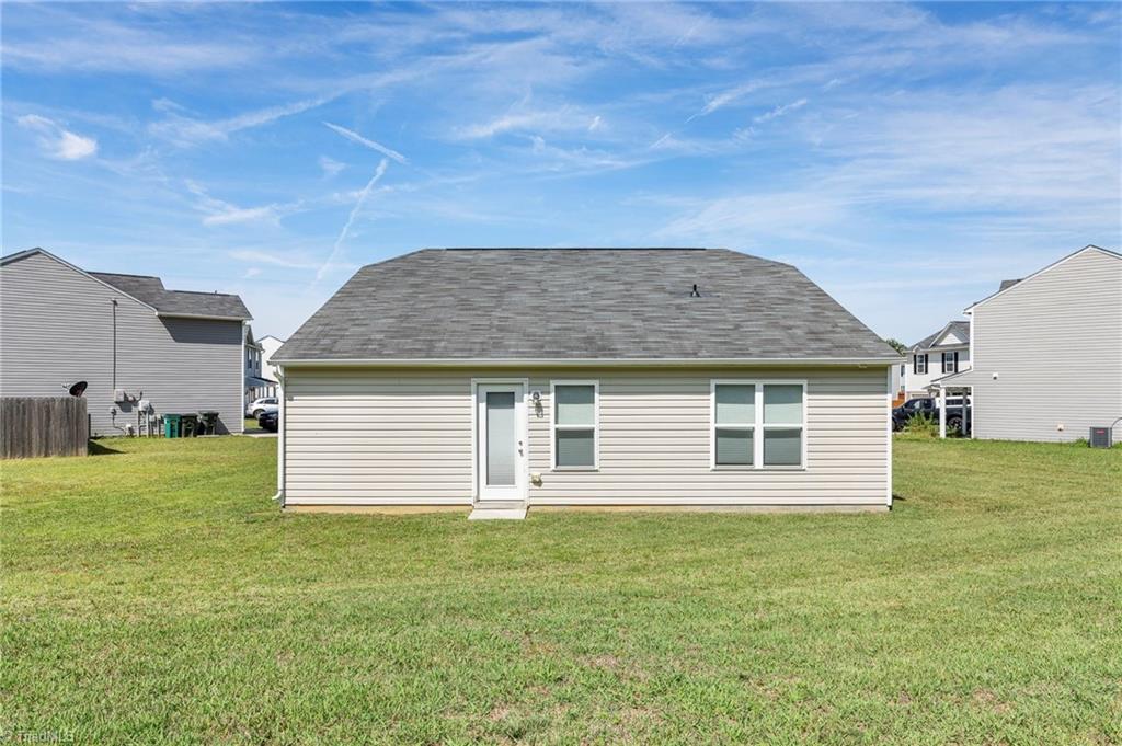 216 Florida Drive Property Photo 27