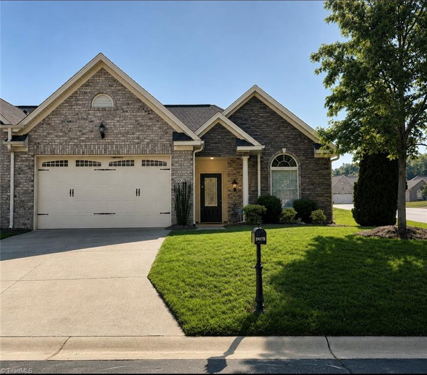1907 Whisper Lake Drive # B Property Photo 1