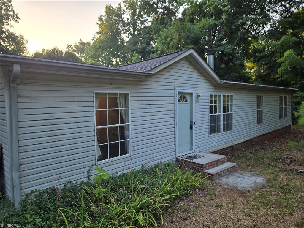 1966 South Lake Drive Property Photo 1