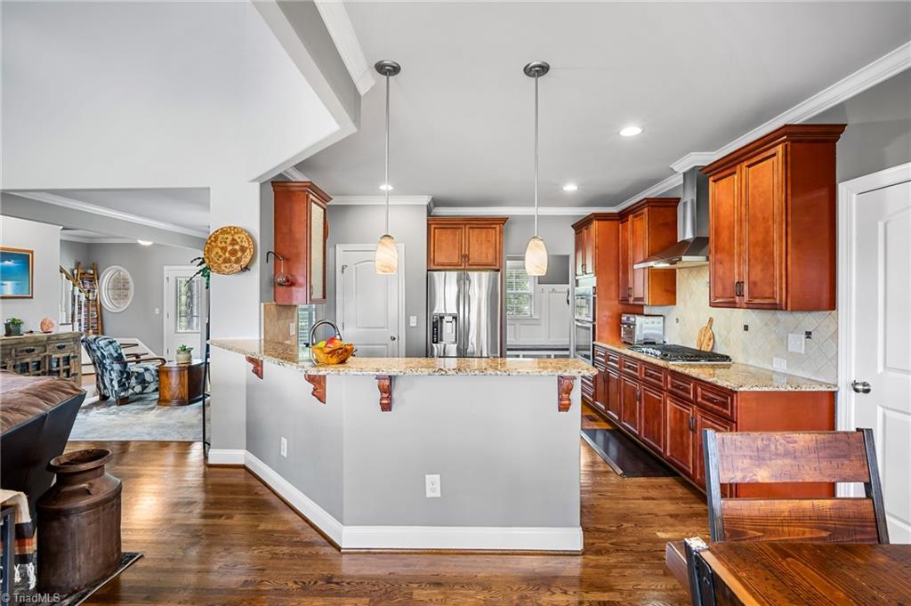 2905 Bishopsgate Way Property Photo 10