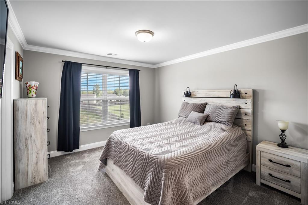 2905 Bishopsgate Way Property Photo 16