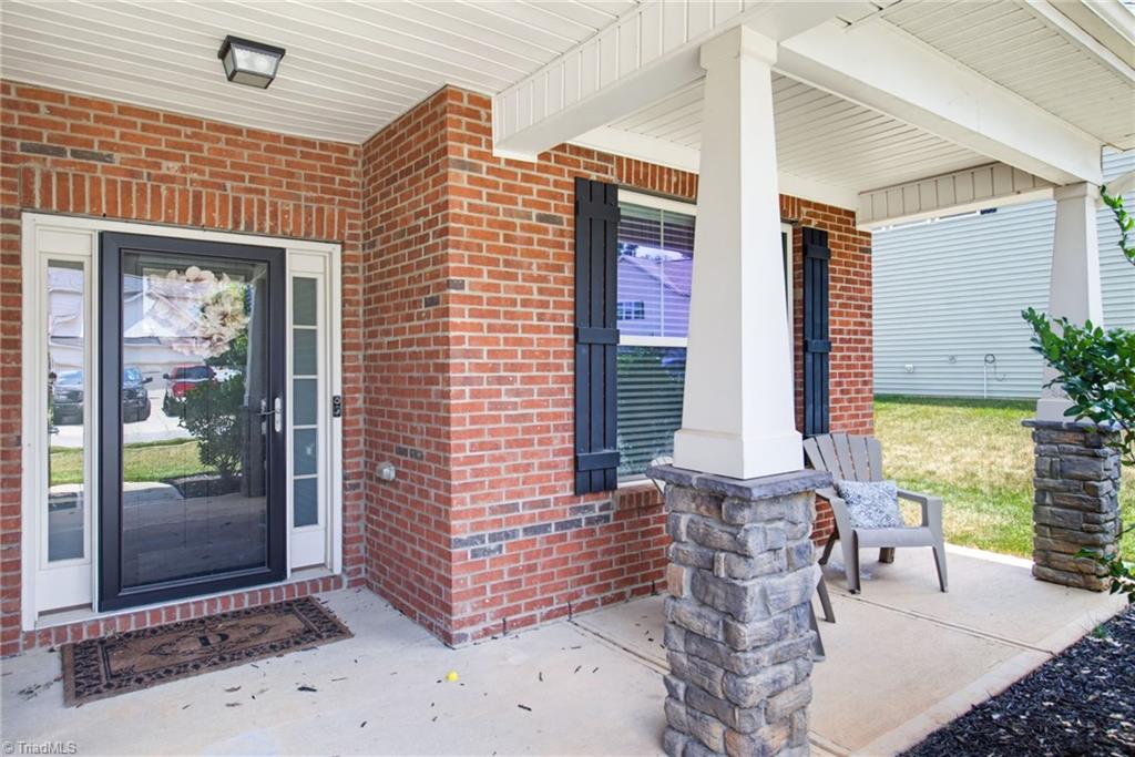 1837 Ridge Creek Drive Property Photo 4