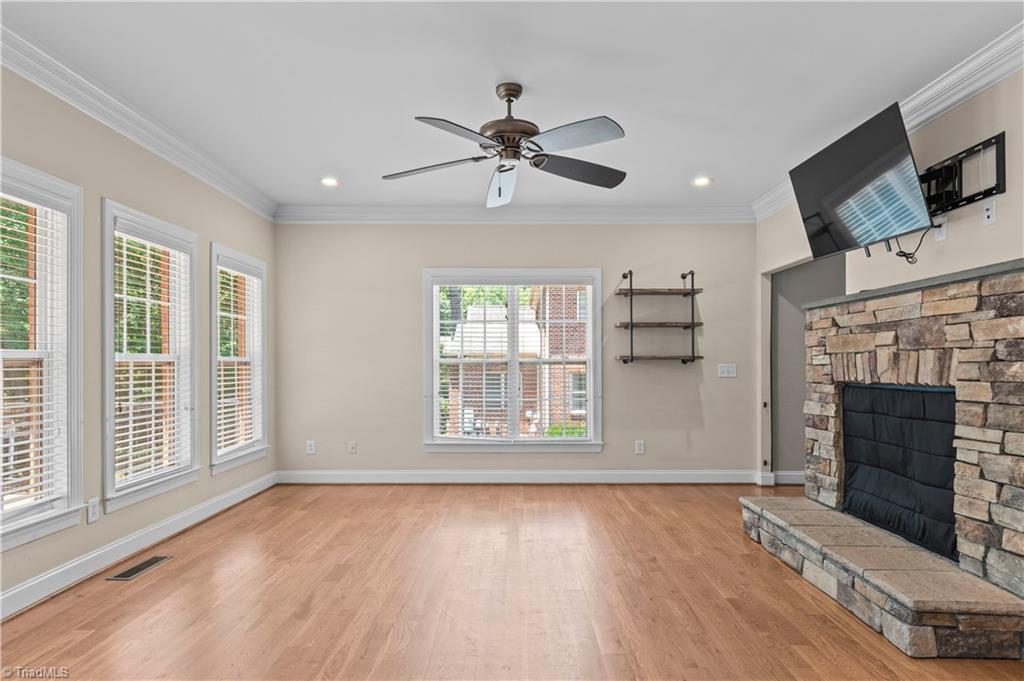 5578 Linden Hill Lane Property Photo 12