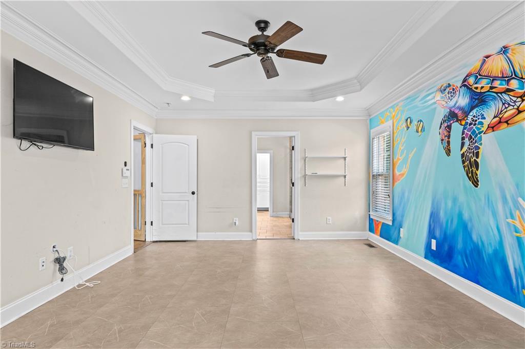 5578 Linden Hill Lane Property Photo 14