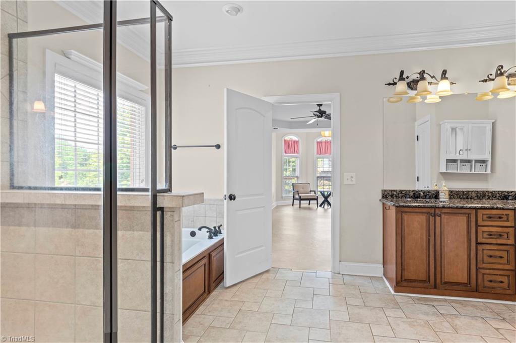 5578 Linden Hill Lane Property Photo 15