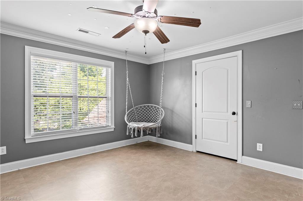 5578 Linden Hill Lane Property Photo 25