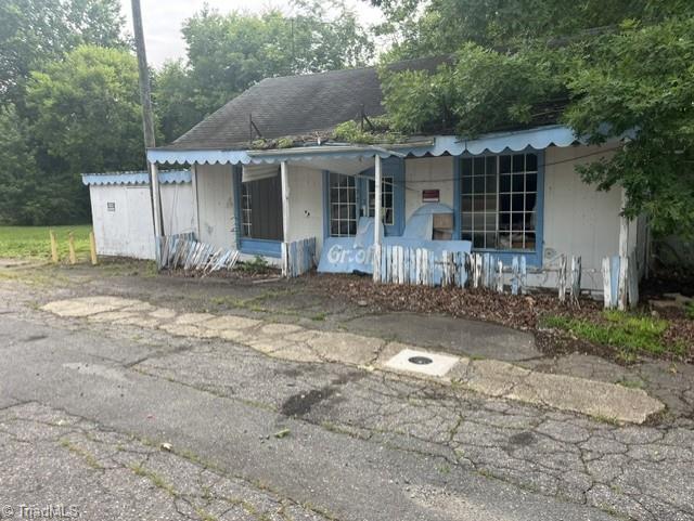 7721 Nc Highway 8 Property Photo 6