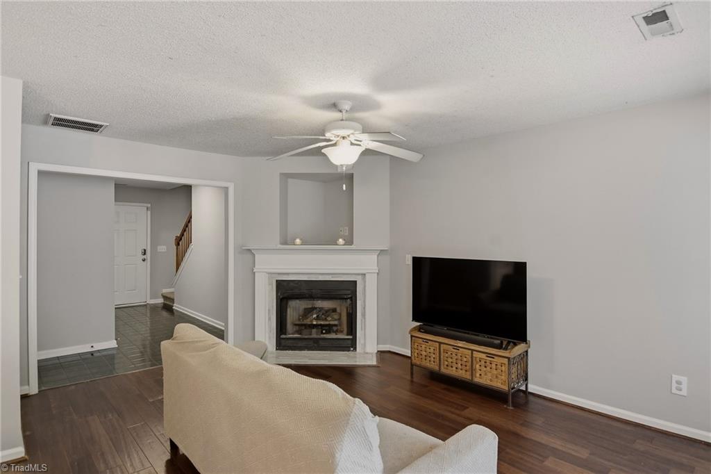 1109 Academic Drive Property Photo 5