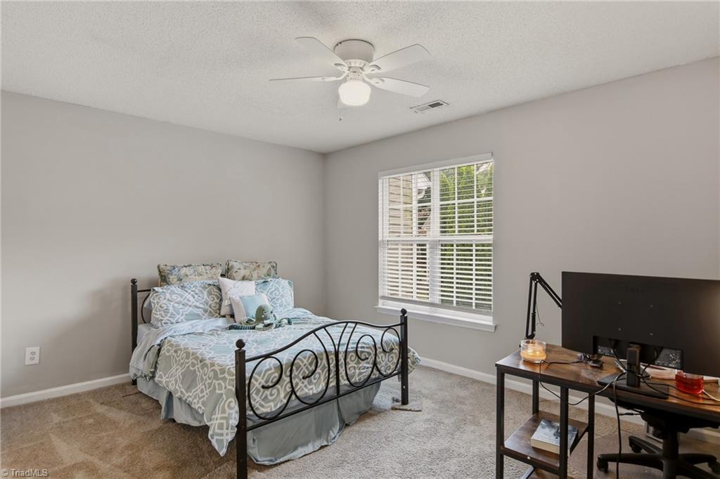 1109 Academic Drive Property Photo 11
