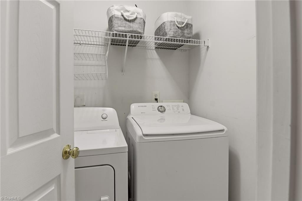 1109 Academic Drive Property Photo 15