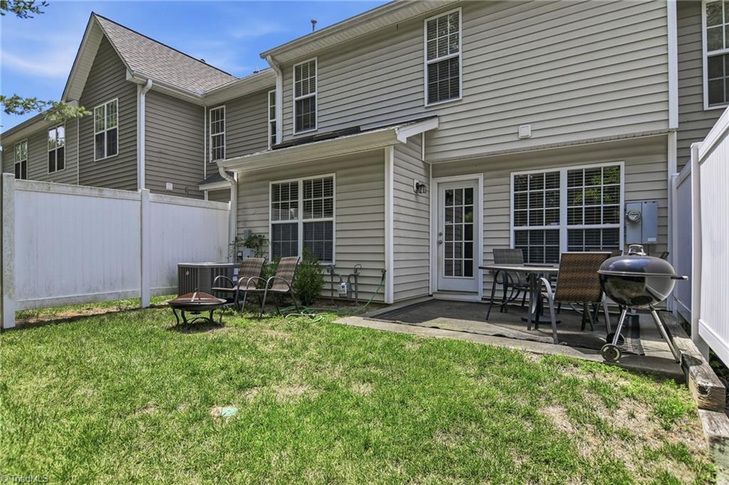1109 Academic Drive Property Photo 16