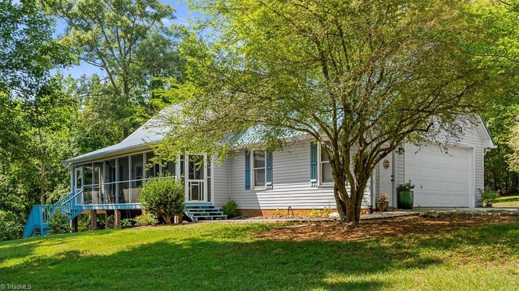 1013 Lacy Hepler Road Property Photo 3