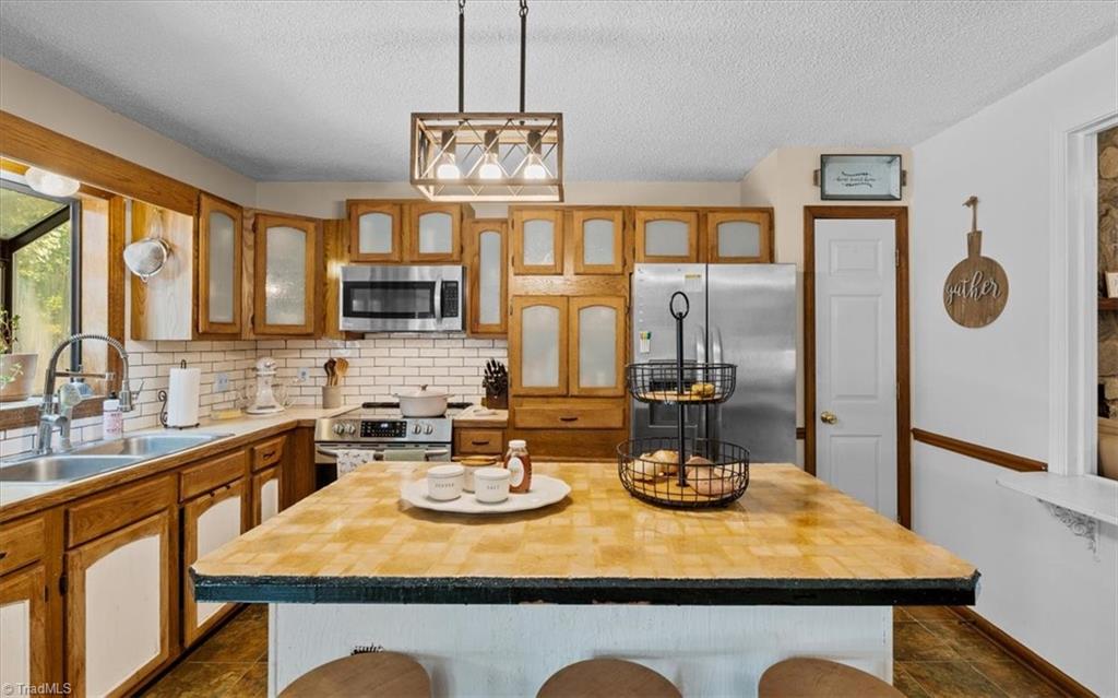 1013 Lacy Hepler Road Property Photo 13