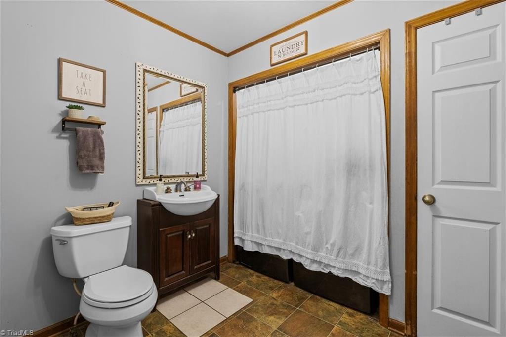 1013 Lacy Hepler Road Property Photo 19
