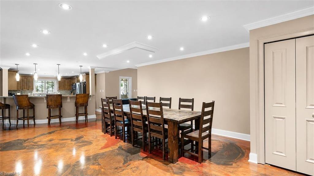 636 Lee Road Property Photo 24