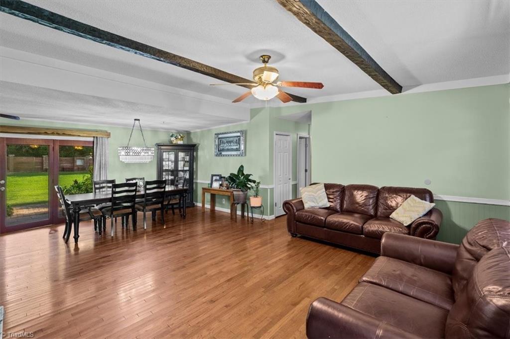 1130 Heathwood Road Property Photo 7