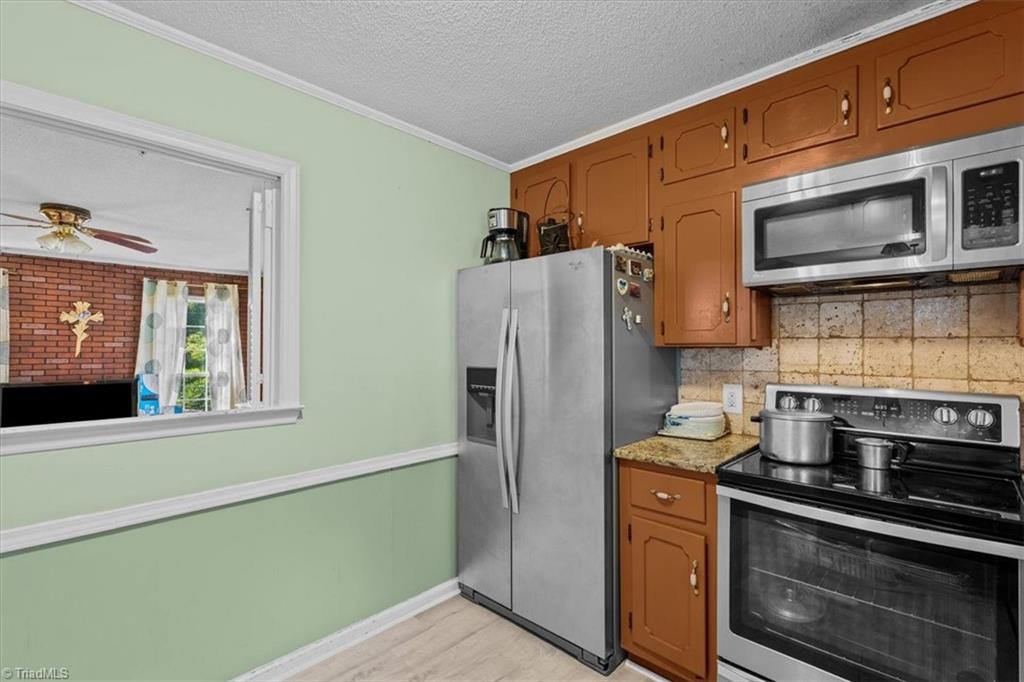 1130 Heathwood Road Property Photo 15